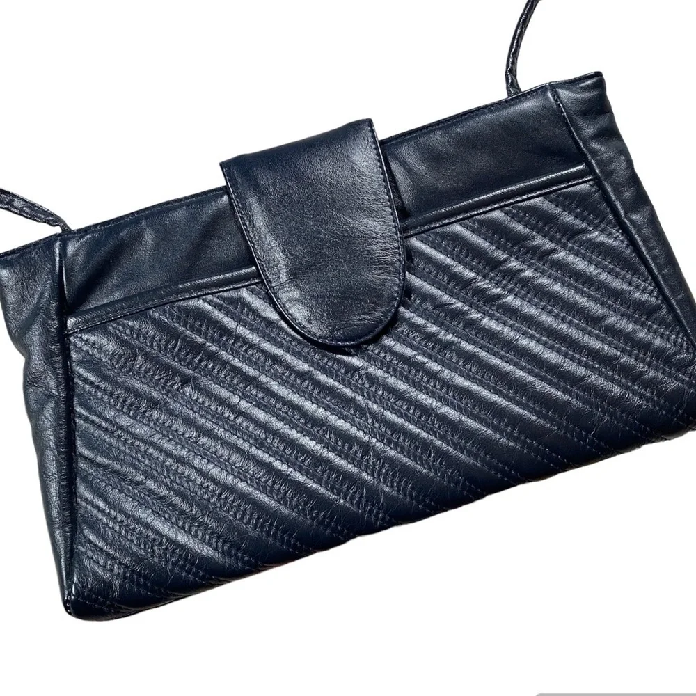 Vintage 1980s Toni Leather Purse - Picture 2 of 5